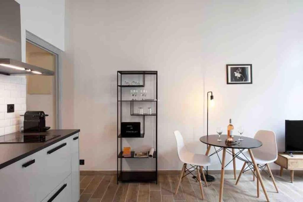 Appartement Lumineux En Centre-Ville Arles Eksteriør bilde